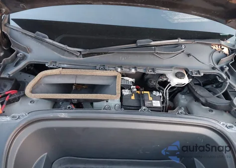 2021 Tesla Model Y Standard Range Rear-Wheel Drive from USA, damaged, VIN 5YJYGDEDXMF114032